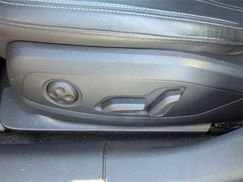 Used 2021 Audi A4 2.0T Premium w/ Convenience Package image 18