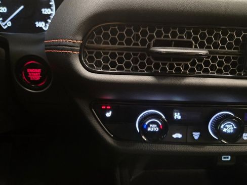 Certified 2023 Honda HR-V Sport image 35