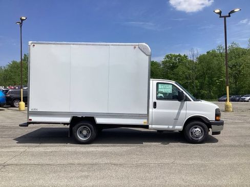 New 2026 Chevrolet Express 3500 w/ Power Convenience Package RWD image 8
