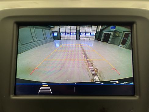 Used 2020 Chevrolet Equinox LT image 20