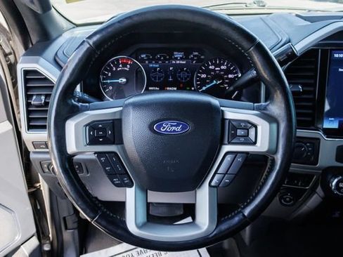 Used 2022 Ford F350 Lariat w/ Lariat Ultimate Package AWD/4WD image 18