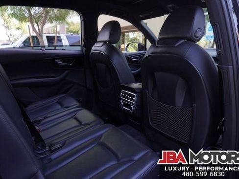 Used 2017 Audi Q7 3.0T Prestige w/ Prestige Package AWD/4WD image 9