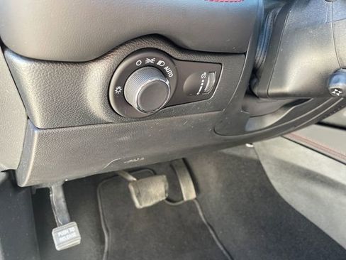 Used 2024 Dodge Durango R/T AWD/4WD image 32