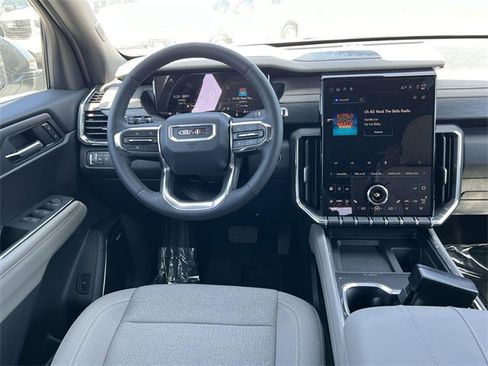 New 2025 GMC Acadia Elevation image 11