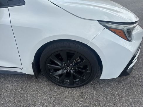 Used 2024 Toyota Corolla SE image 3