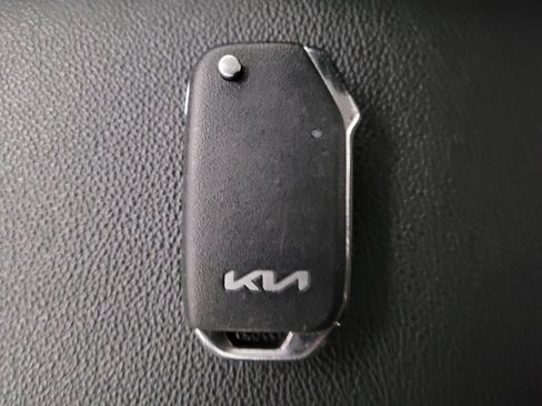 Used 2023 Kia Forte LXS FWD image 32