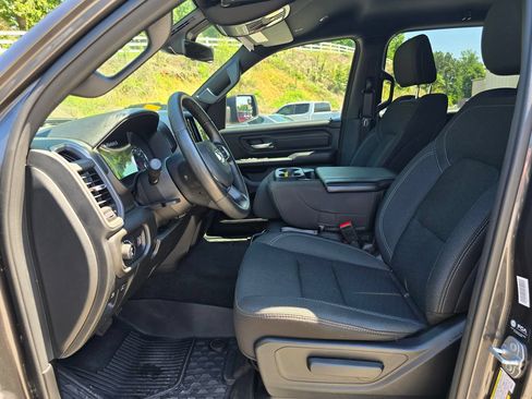 Used 2025 RAM 1500 Warlock AWD/4WD image 4