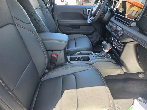 New 2026 Jeep Gladiator Sport image 12