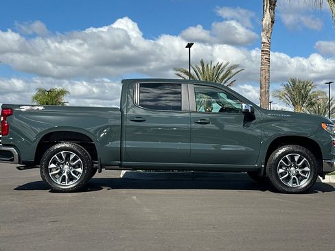 New 2026 Chevrolet Silverado 1500 LT w/ Safety Package AWD/4WD image 3