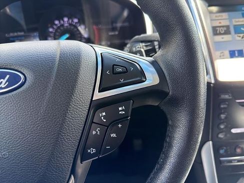 Used 2018 Ford Edge Titanium w/ Equipment Group 301A AWD/4WD image 33