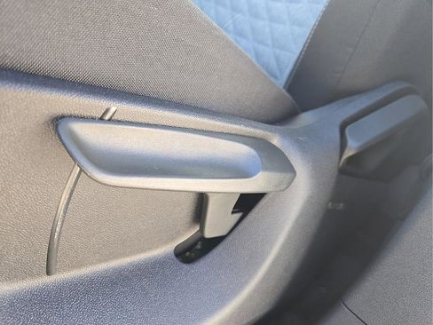 New 2026 Volkswagen Tiguan S image 18