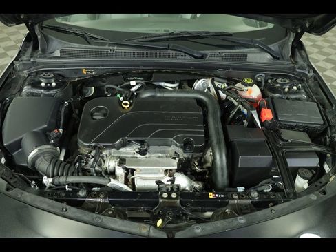 Used 2021 Chevrolet Malibu LT FWD image 18