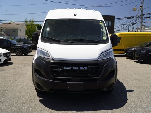 Used 2023 RAM ProMaster 2500 FWD image 10