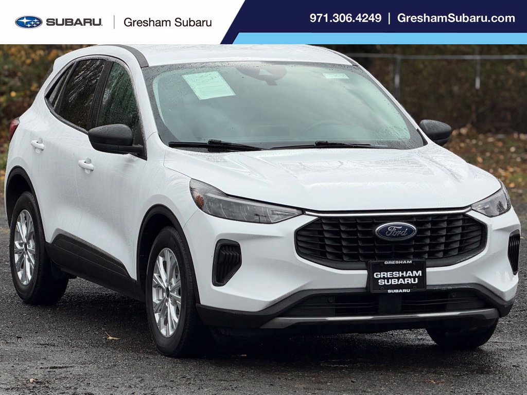 Used 2023 Ford Escape Active FWD image 1