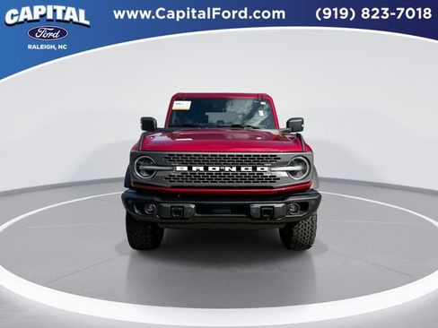 Certified 2025 Ford Bronco Badlands image 3