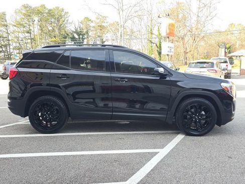 Used 2021 GMC Terrain SLE w/ Driver Convenience Package image 7