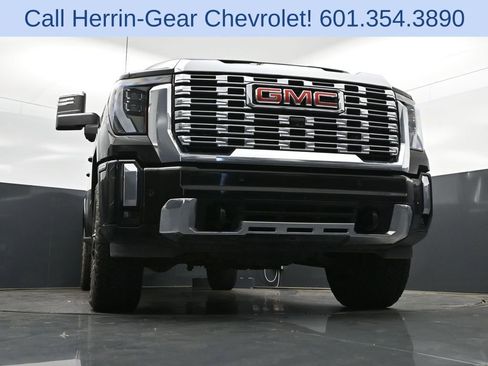 Used 2024 GMC Sierra 3500 Denali w/ Denali Reserve Package image 50