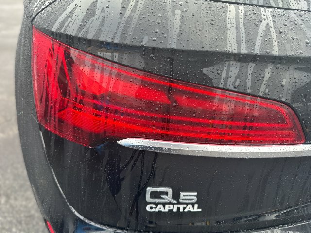 Used 2023 Audi Q5 2.0T Premium w/ Convenience Package AWD/4WD image 26