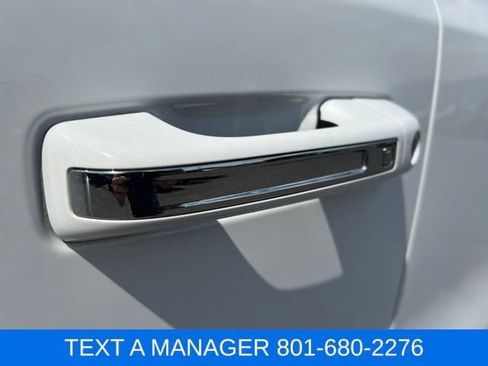 Used 2021 RAM 1500 Laramie AWD/4WD image 15