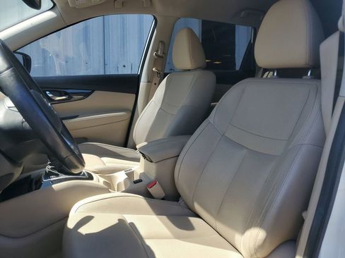 Used 2018 Nissan Rogue SL FWD image 23