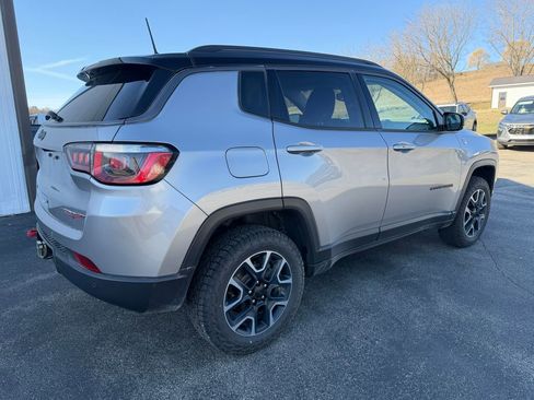 Used 2019 Jeep Compass Trailhawk w/ Safety & Security Group image 6