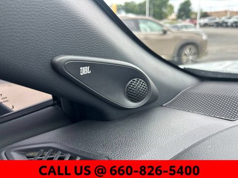 Used 2025 Toyota Corolla Cross AWD Hybrid w/ Convenience Package image 19