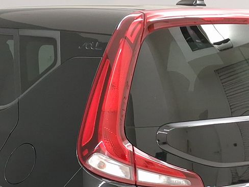 Used 2020 Kia Soul GT-Line image 11