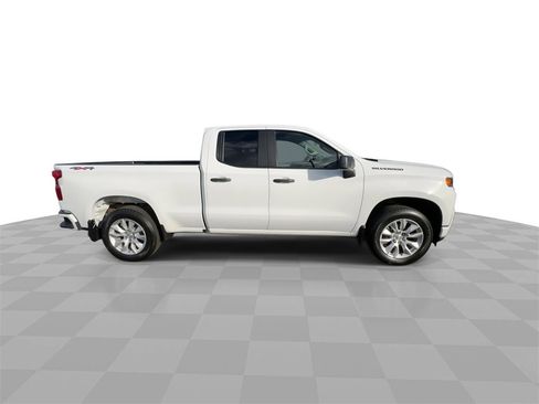 Certified 2021 Chevrolet Silverado 1500 Custom w/ LPO, Dark Essentials Package image 9