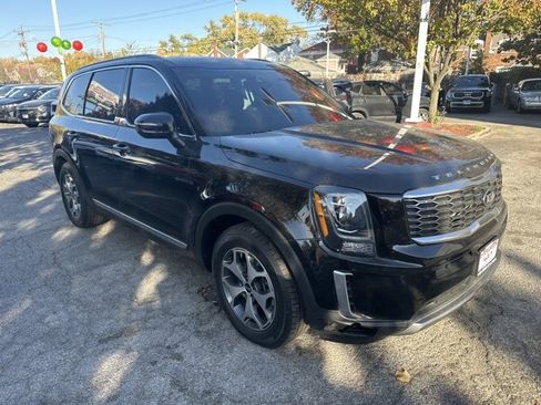 Used 2021 Kia Telluride EX w/ Towing Package image 3