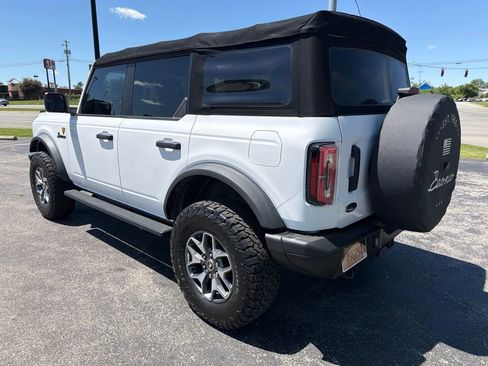 Used 2022 Ford Bronco Badlands AWD/4WD image 4