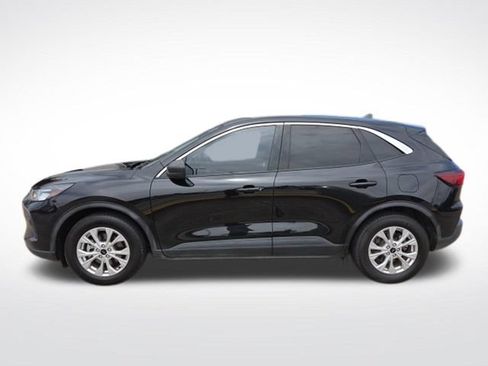 Certified 2023 Ford Escape Active w/ Cold Weather Package FWD image 6