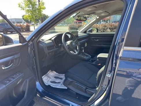 Certified 2025 Honda CR-V LX image 8