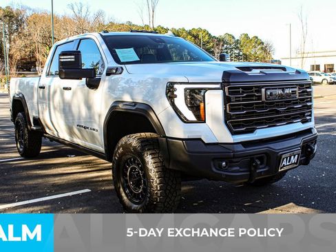 Used 2024 GMC Sierra 2500 AT4X w/ AT4X AEV Edition image 4