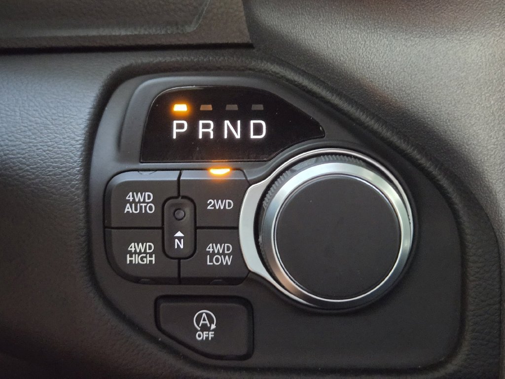 Used 2025 RAM 1500 Big Horn AWD/4WD image 35
