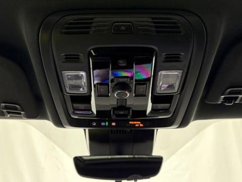 New 2026 Chevrolet Suburban High Country image 46