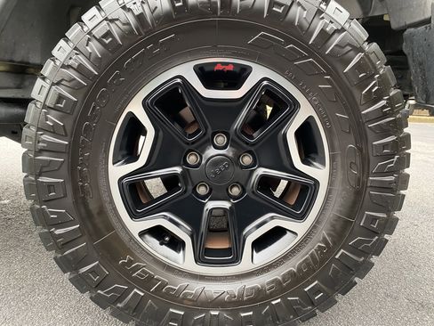 Used 2013 Jeep Wrangler Sport image 37