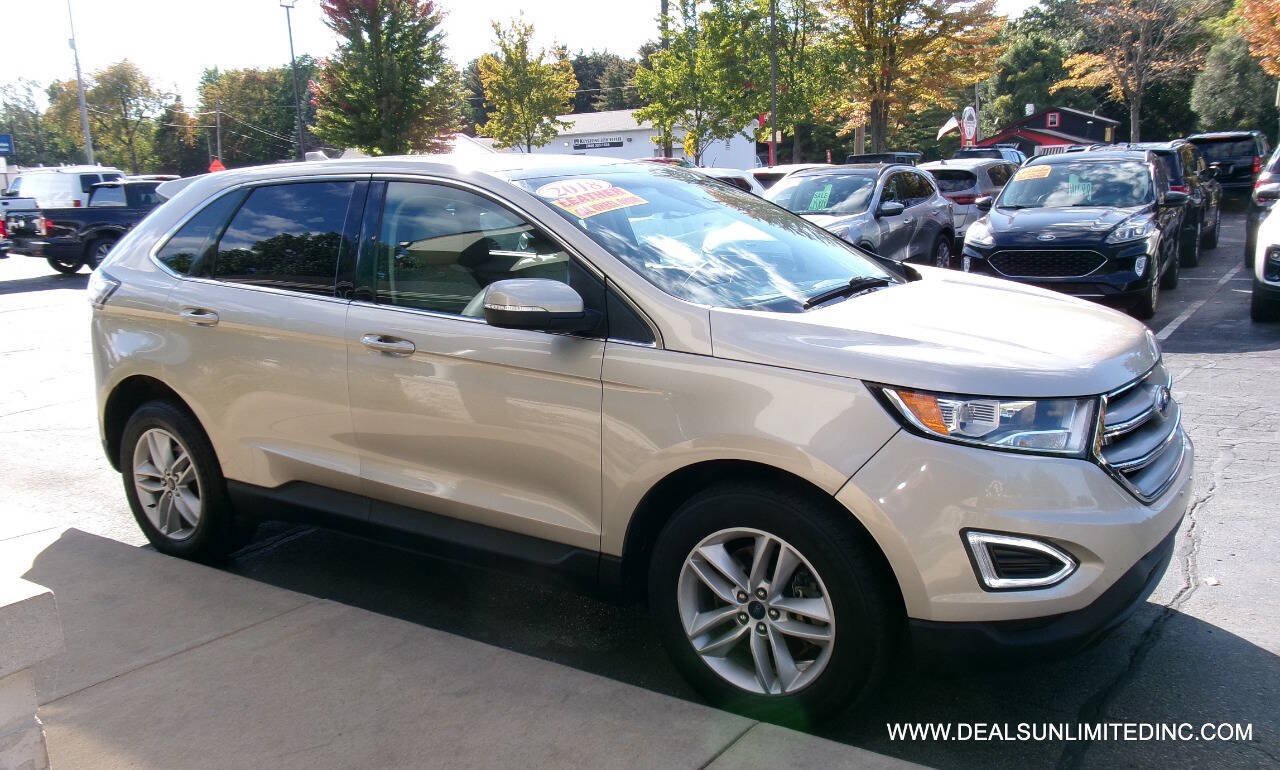 Used 2018 Ford Edge SEL w/ Equipment Group 201A AWD/4WD image 2