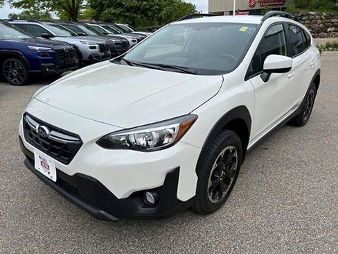 Certified 2023 Subaru Crosstrek 2.0i Premium AWD/4WD image 3