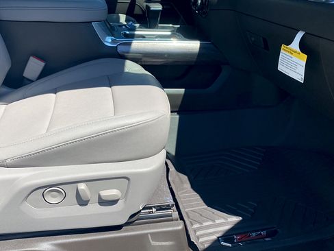 New 2026 Chevrolet Silverado 1500 LTZ AWD/4WD image 18