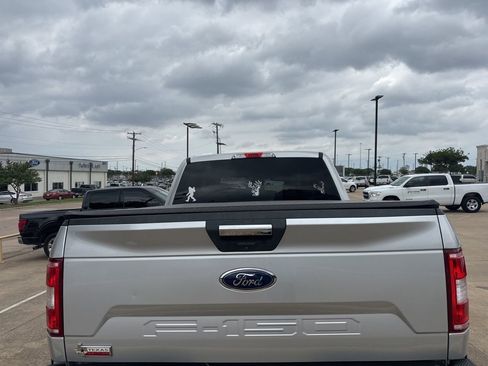 Used 2018 Ford F150 XLT image 6