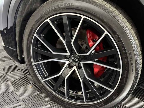 Used 2020 Audi Q8 Premium Plus AWD/4WD image 35