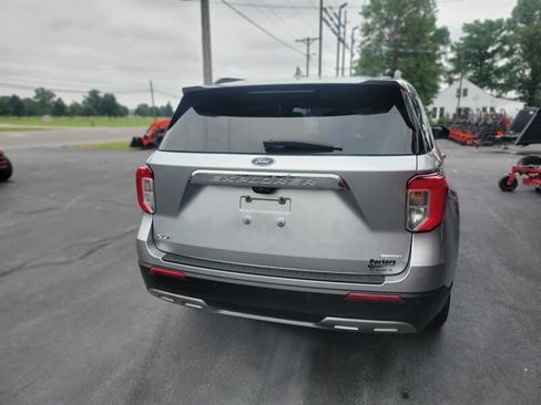 Used 2020 Ford Explorer XLT w/ Equipment Group 202A RWD image 9
