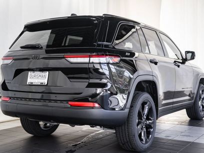 New 2025 Jeep Grand Cherokee Altitude