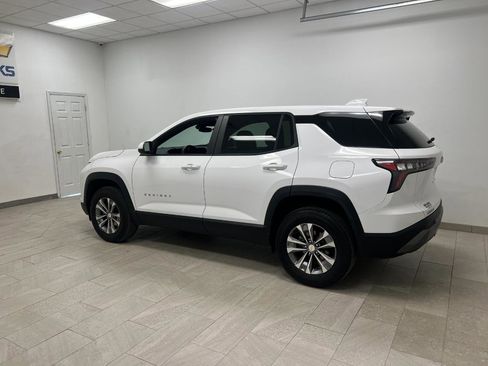 Used 2025 Chevrolet Equinox LT image 6