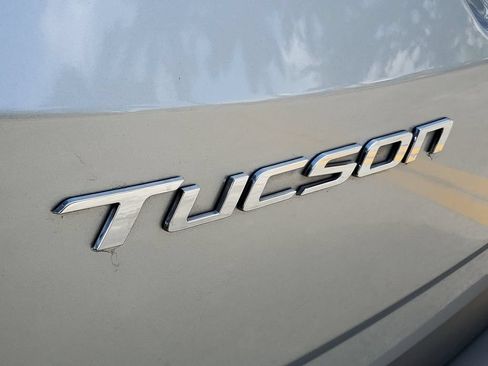 Used 2022 Hyundai Tucson SEL w/ Convenience + Premium Package FWD image 8