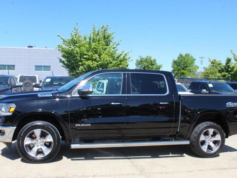 Used 2019 RAM 1500 Laramie AWD/4WD image 3