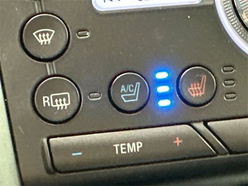 Used 2020 Ford Fusion Energi Titanium image 19