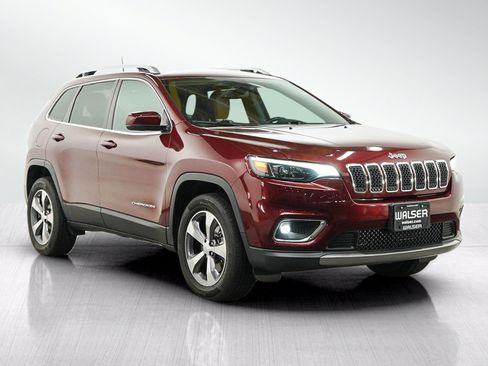 Used 2019 Jeep Cherokee Limited AWD/4WD image 7