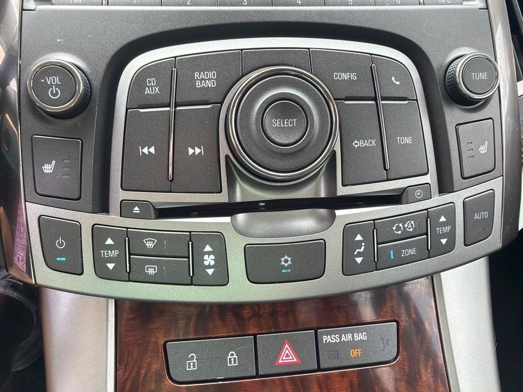 Used 2010 Buick LaCrosse CXL FWD image 18