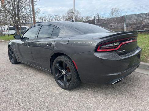Used 2016 Dodge Charger R/T image 7